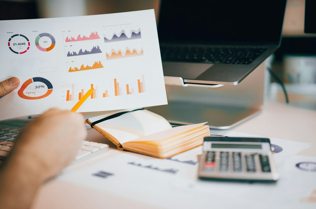ai analyzing insurance data